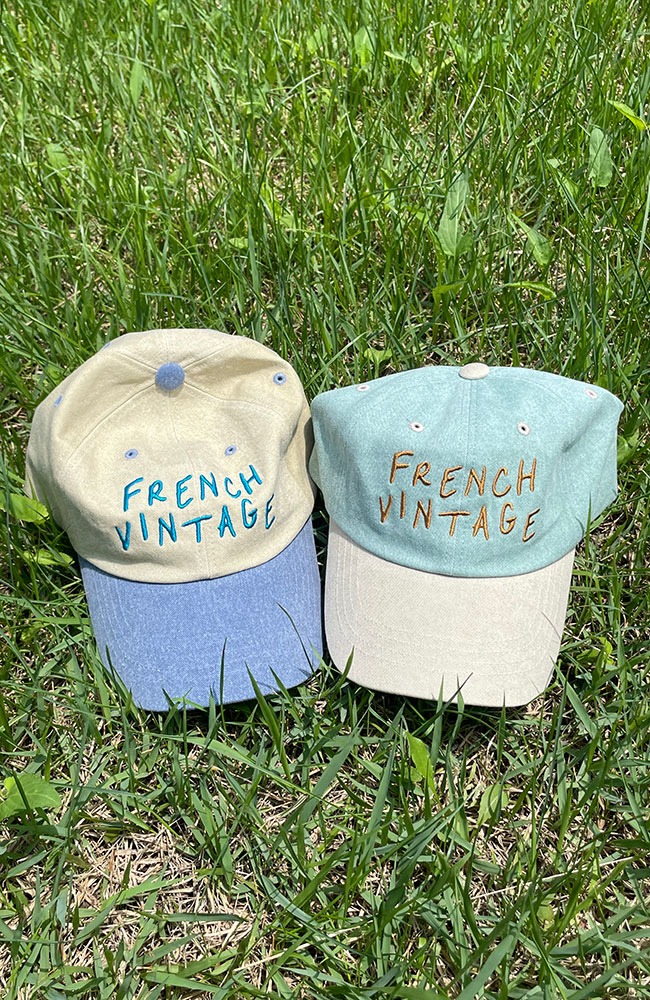 French lettering pig coloring ball cap (3 color)